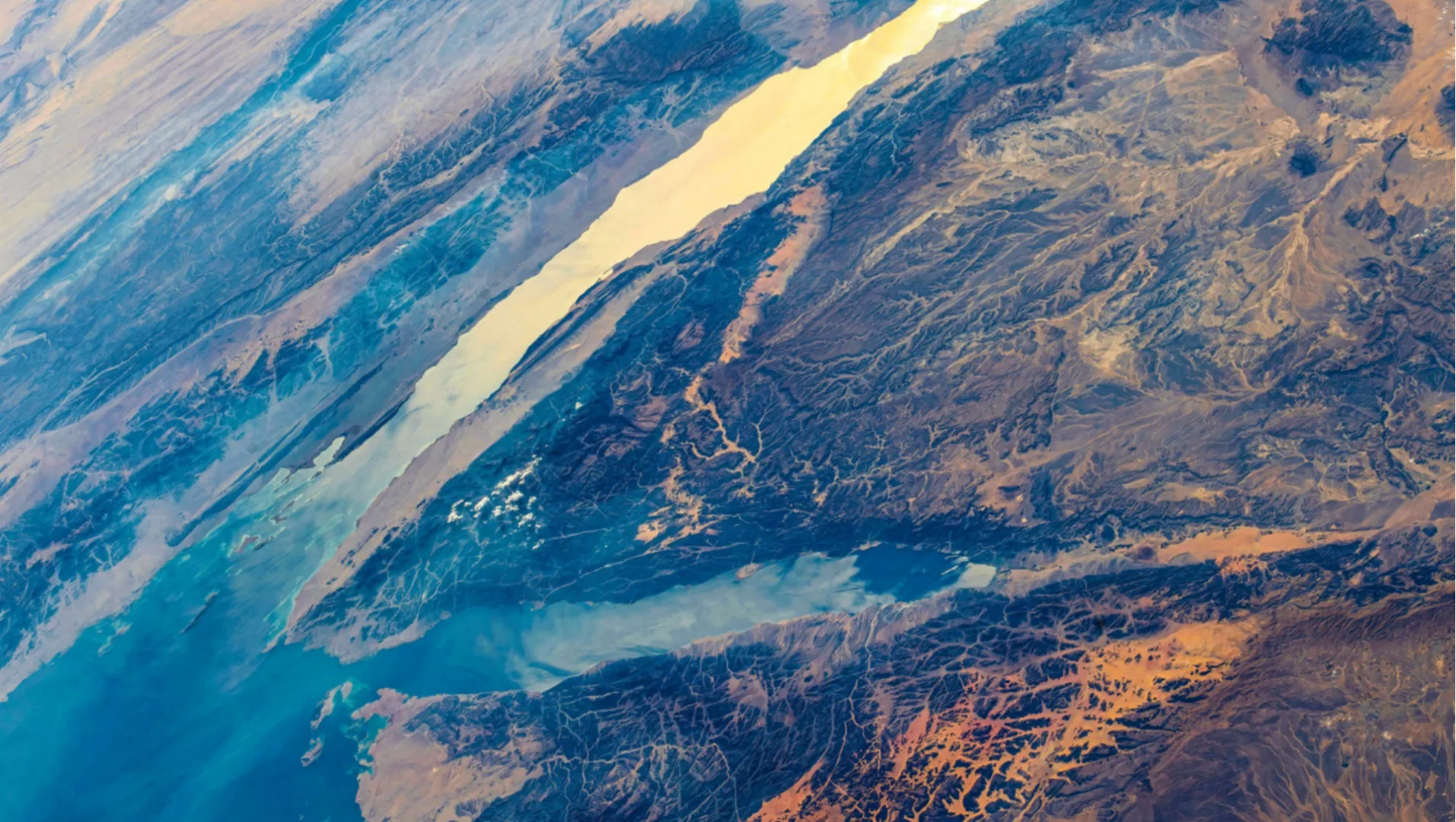 Ce se înâmplă cu Golful Suez? O descoperire recentă demonstrează că acesta nu este ceea ce s-a crezut