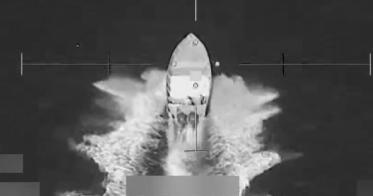 Noi atacuri în Pacific: SUA lovește două bărci suspectate de trafic de droguri, ucigând cinci persoane Noi atacuri în Pacific: SUA lovește două bărci suspectate de trafic de droguri, ucigând cinci persoane