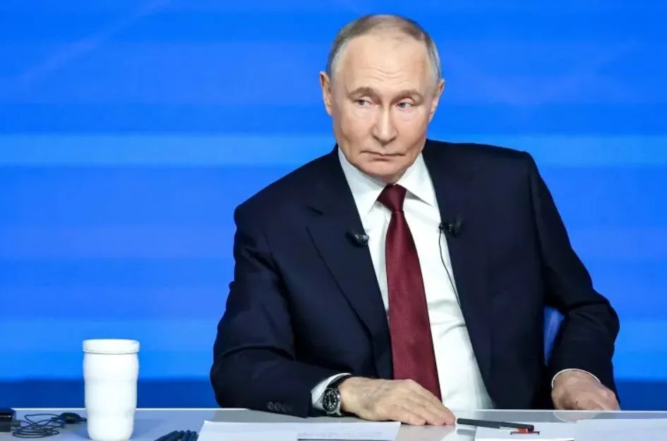 Ministerul rus al Apărării vine cu noi detalii despre presupusul atac ucrainean asupra reşedinţei lui Putin Ministerul rus al Apărării vine cu noi detalii despre presupusul atac ucrainean asupra reşedinţei lui Putin