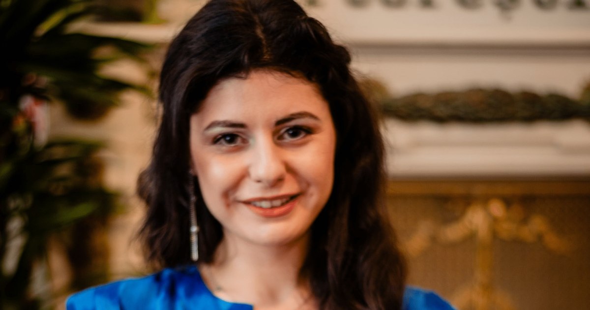 „Teatrul, o experiență necesară pentru cei care vor să aibă acces la cunoaștere și să ajungă la esența lucrurilor”. INTERVIU cu regizoarea și autoarea Monica Pop „Teatrul, o experiență necesară pentru cei care vor să aibă acces la cunoaștere și să ajungă la esența lucrurilor”. INTERVIU cu regizoarea și autoarea Monica Pop