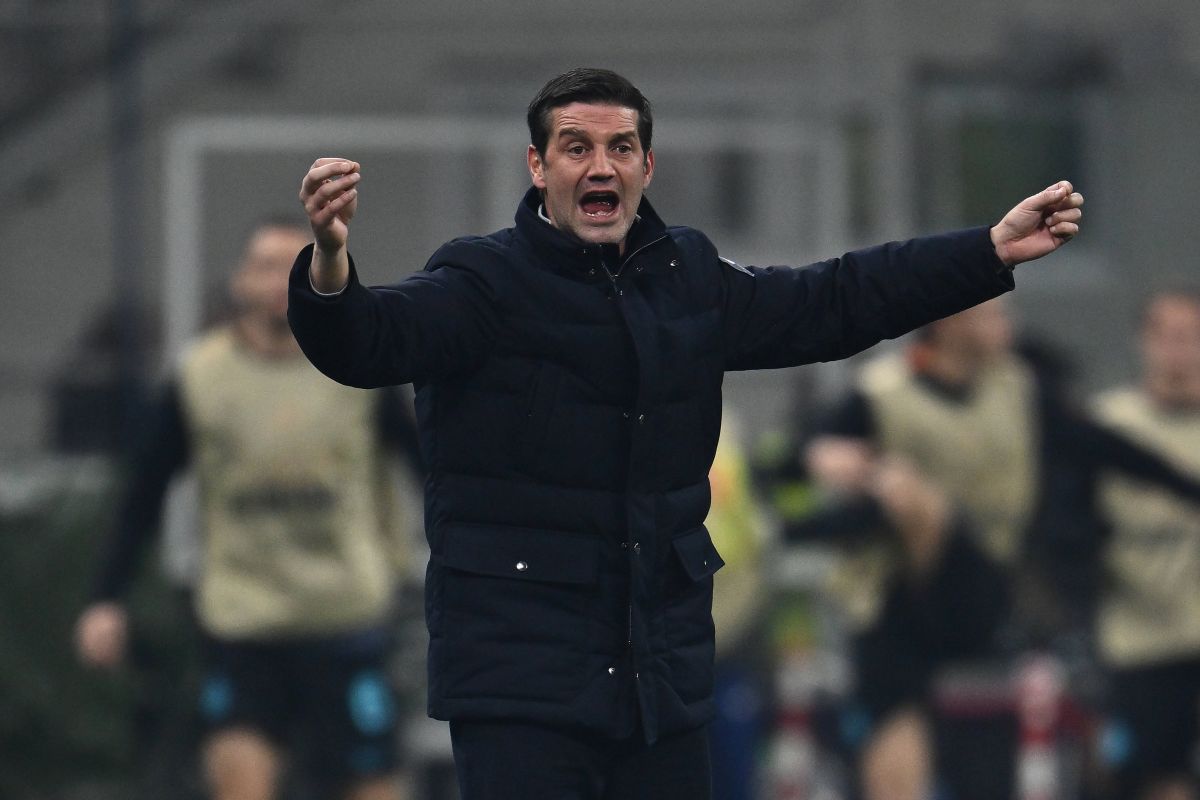 Cristi Chivu face presiuni pentru transferul lui Cancelo » Ce obstacol a apărut și când ar putea debuta la Inter! Cristi Chivu face presiuni pentru transferul lui Cancelo » Ce obstacol a apărut și când ar putea debuta la Inter!