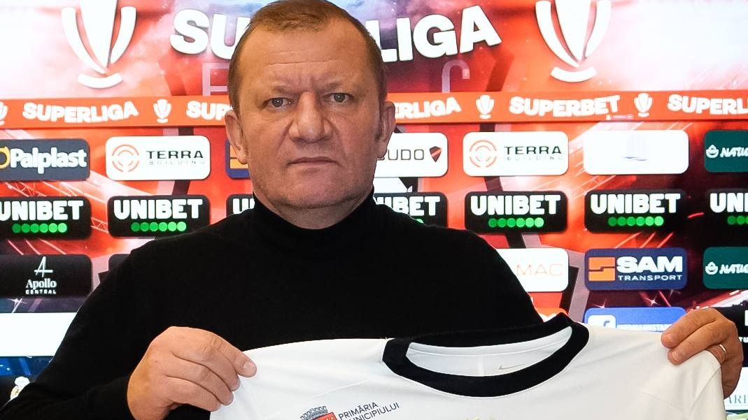 Dorinel Munteanu a anunțat primele decizii la Hermannstadt: „Acesta este obiectivul realist” Dorinel Munteanu a anunțat primele decizii la Hermannstadt: „Acesta este obiectivul realist”