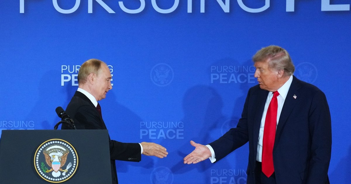 Intervenția lui Trump nu face decât să prelungească războiul din Ucraina — The Guardian Intervenția lui Trump nu face decât să prelungească războiul din Ucraina — The Guardian