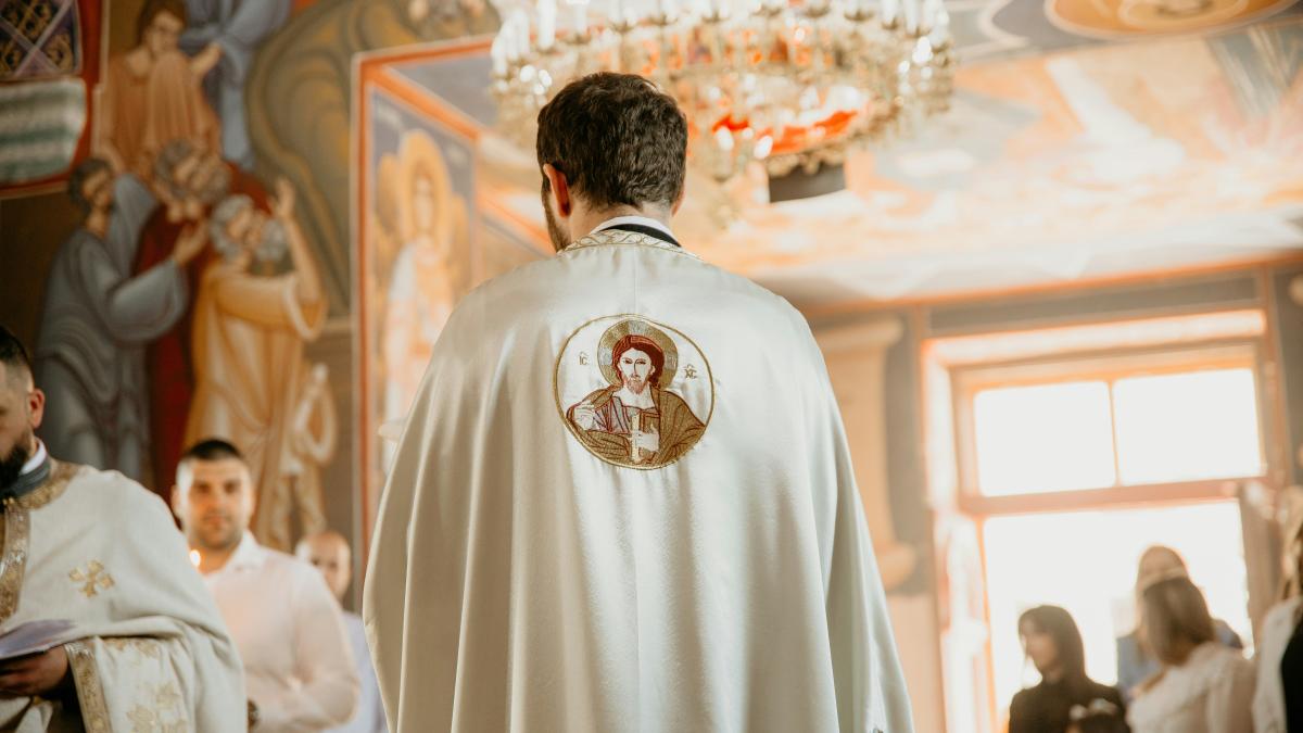 De ce este bine să ne spovedim și împărtășim cât mai des. Adrian Agachi: Păcatele pe care le detectăm mai greu / video