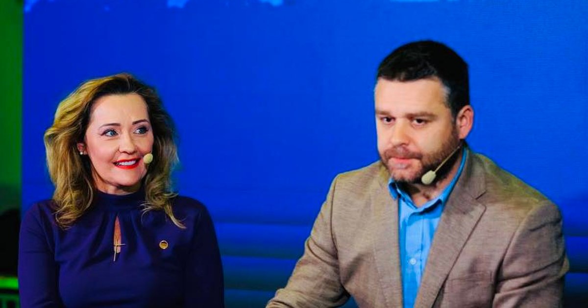 Dominic Fritz consideră „nefericite” declarațiile Elenei Lasconi din ultima perioadă. „Posibil că îşi doreşte să fie exclusă ca să-şi păstreze mandatul”