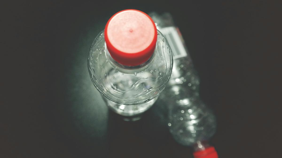 Plasticul ne schimbă hormonal. Mit demontat de un chimist. Cât de nociv este, cu adevărat, plasticul Plasticul ne schimbă hormonal. Mit demontat de un chimist. Cât de nociv este, cu adevărat, plasticul
