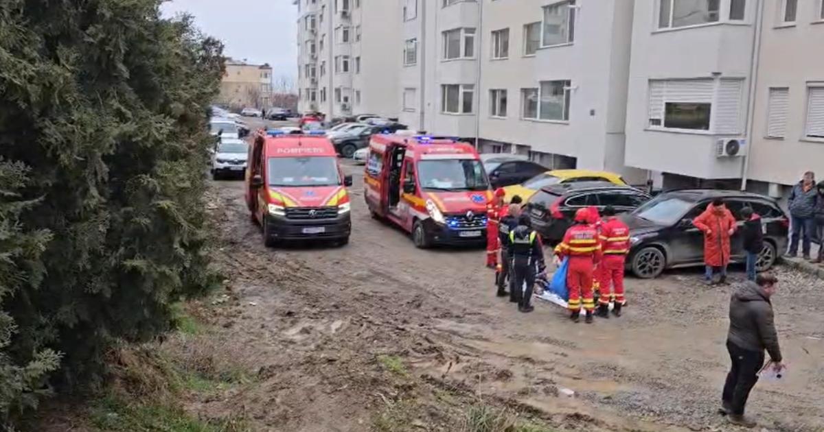 Muncitor, mort după ce a căzut de la etajul unui bloc în construcție, la Constanța