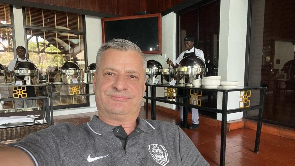 Ioan Varga anunță prime la CFR Cluj după victoria din derby: ”Mi-au făcut o mare bucurie! Am primit 6-700 de mesaje” Ioan Varga anunță prime la CFR Cluj după victoria din derby: ”Mi-au făcut o mare bucurie! Am primit 6-700 de mesaje”