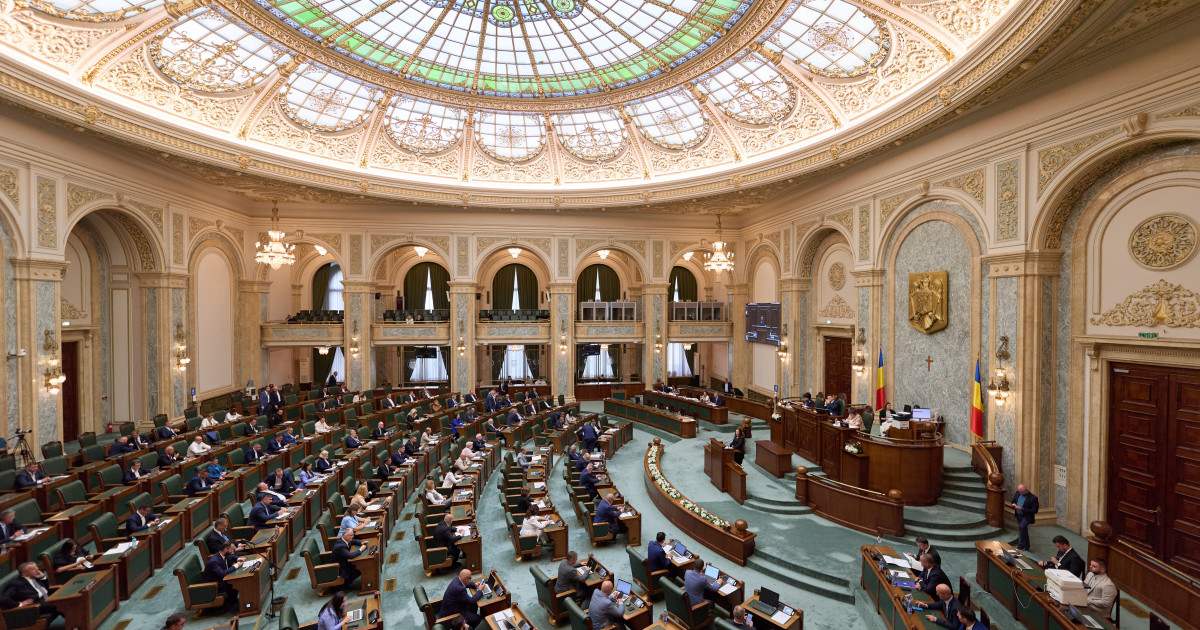 Trei moțiuni simple într-o singură zi: ce miniștri sunt contestați de opoziție Trei moțiuni simple într-o singură zi: ce miniștri sunt contestați de opoziție