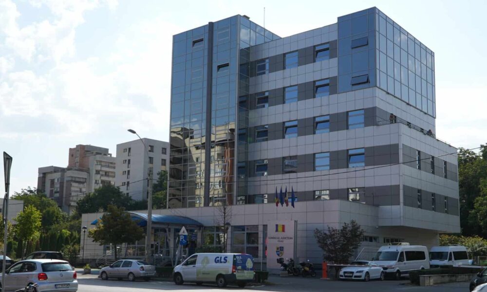 Alin Tișe: CJ Cluj, singura administrație județeană digitalizată din România, proiect-pilot cu Ministerul Economiei Alin Tișe: CJ Cluj, singura administrație județeană digitalizată din România, proiect-pilot cu Ministerul Economiei