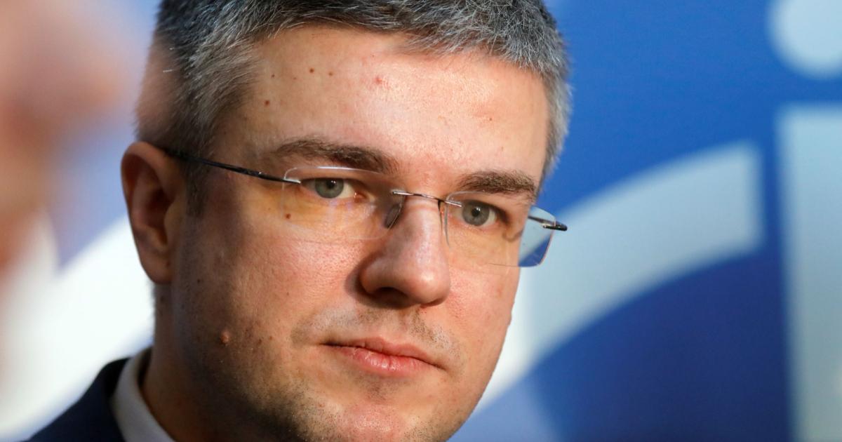 Ministrul Economiei: „Trebuie să fim supărați pe cei care au adâncit gaura bugetară prin cheltuieli inutile” Ministrul Economiei: „Trebuie să fim supărați pe cei care au adâncit gaura bugetară prin cheltuieli inutile”
