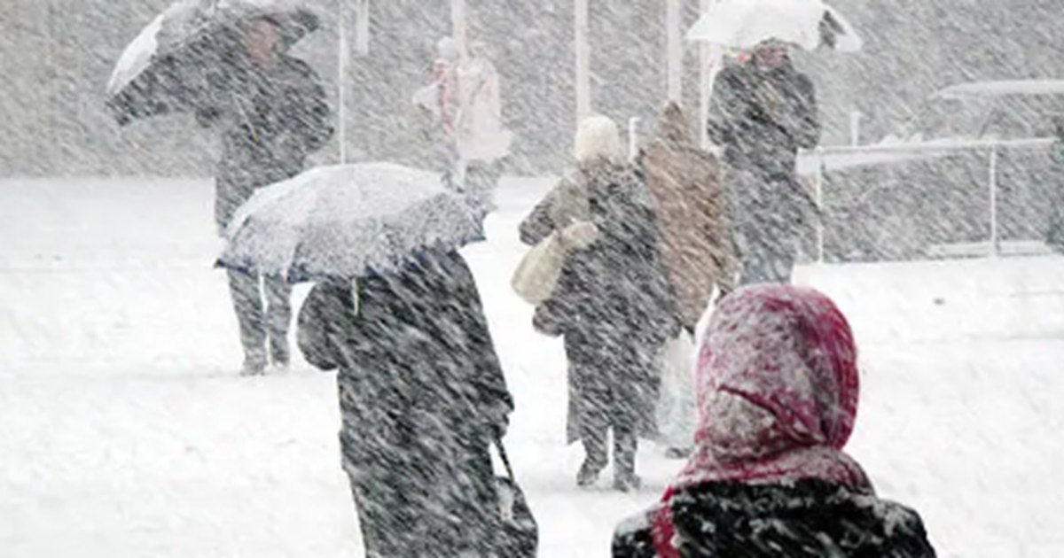 Avertizare din partea meteorologilor. Vreme geroasă şi ninsoare viscolită, până miercuri dimineaţa Avertizare din partea meteorologilor. Vreme geroasă şi ninsoare viscolită, până miercuri dimineaţa