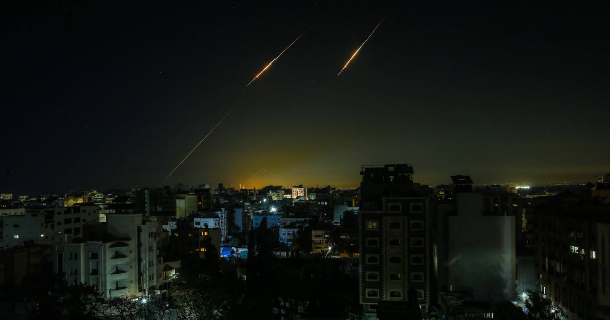 Război în Orientul Mijlociu, Ziua 8. Iranul susține că Strâmtoarea Ormuz rămâne deschisă, dar amenință navele americane și israeliene