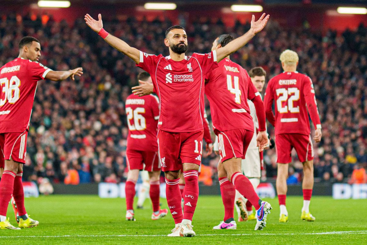 Mohamed Salah a primit o ofertă de nerefuzat » I-au pus pe masă un salariu colosal Mohamed Salah a primit o ofertă de nerefuzat » I-au pus pe masă un salariu colosal