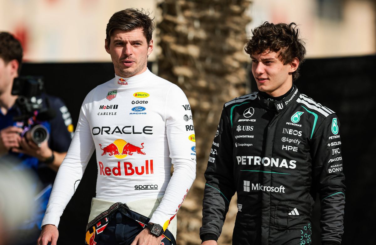 Adus ca înlocuitor al lui Lewis Hamilton, marea speranță a lui Mercedes mărturisește: „Știu ce să fac în afara pistei” Adus ca înlocuitor al lui Lewis Hamilton, marea speranță a lui Mercedes mărturisește: „Știu ce să fac în afara pistei”