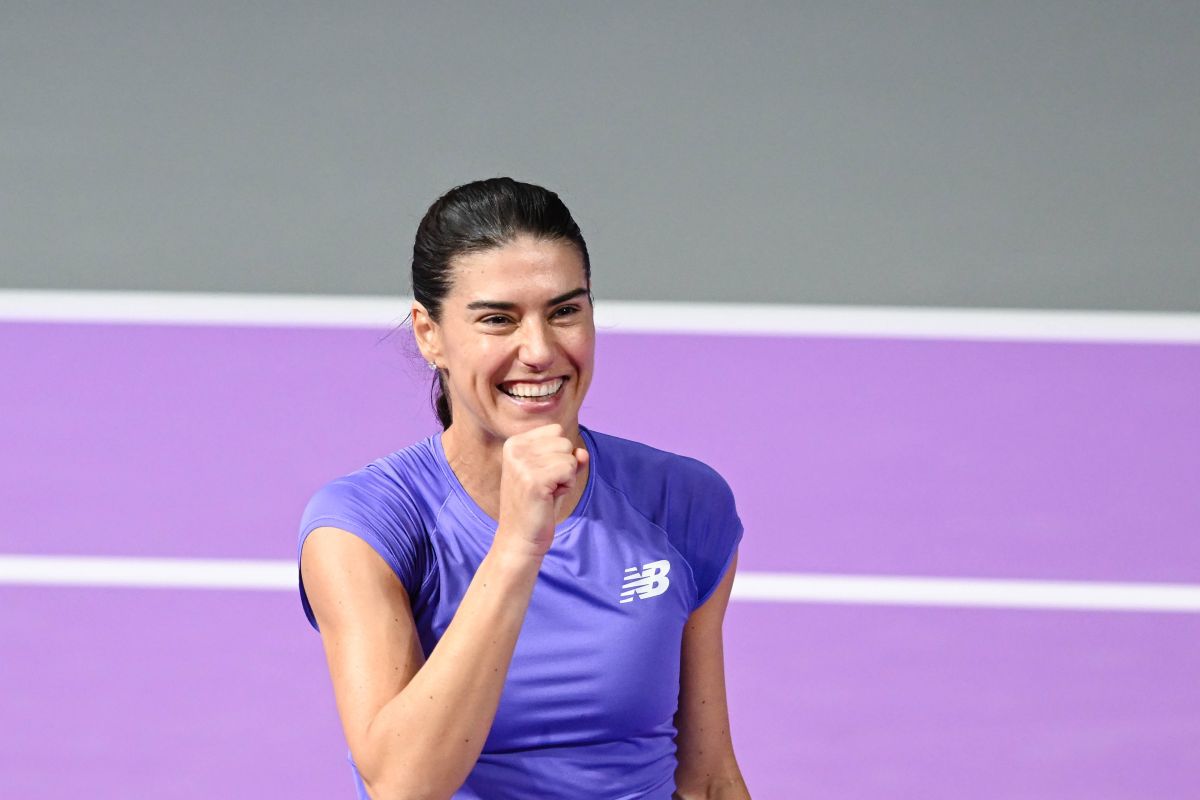 La sfârșitul „celei mai frumoase săptămâni”, Sorana Cîrstea va juca a 8-a finală a carierei: „Iubesc acest sport și merită toate sacrificiile” La sfârșitul „celei mai frumoase săptămâni”, Sorana Cîrstea va juca a 8-a finală a carierei: „Iubesc acest sport și merită toate sacrificiile”