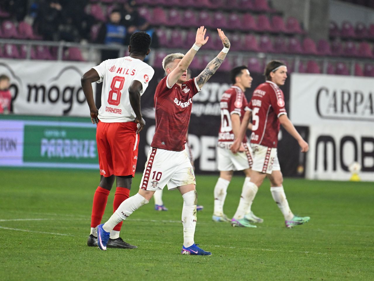 S-a schimbat liderul în Superligă! Cum arată play-off-ul după Rapid -2 S-a schimbat liderul în Superligă! Cum arată play-off-ul după Rapid -2