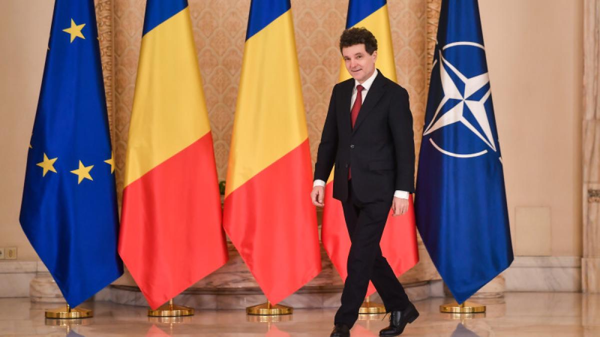 Minge la fileu pentru Nicușor Dan, după mesajul venit din SUA. Chirieac: În sfârșit am atras atenția administrației Trump Minge la fileu pentru Nicușor Dan, după mesajul venit din SUA. Chirieac: În sfârșit am atras atenția administrației Trump