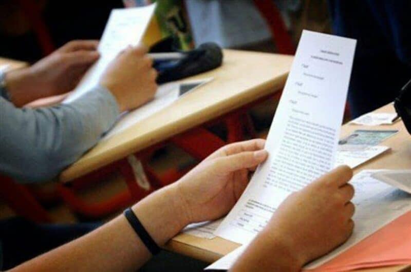 Peste 5.700 de elevi din Cluj intră în „testul general” pentru Evaluarea Națională. Când încep simulările examenului din martie Peste 5.700 de elevi din Cluj intră în „testul general” pentru Evaluarea Națională. Când încep simulările examenului din martie