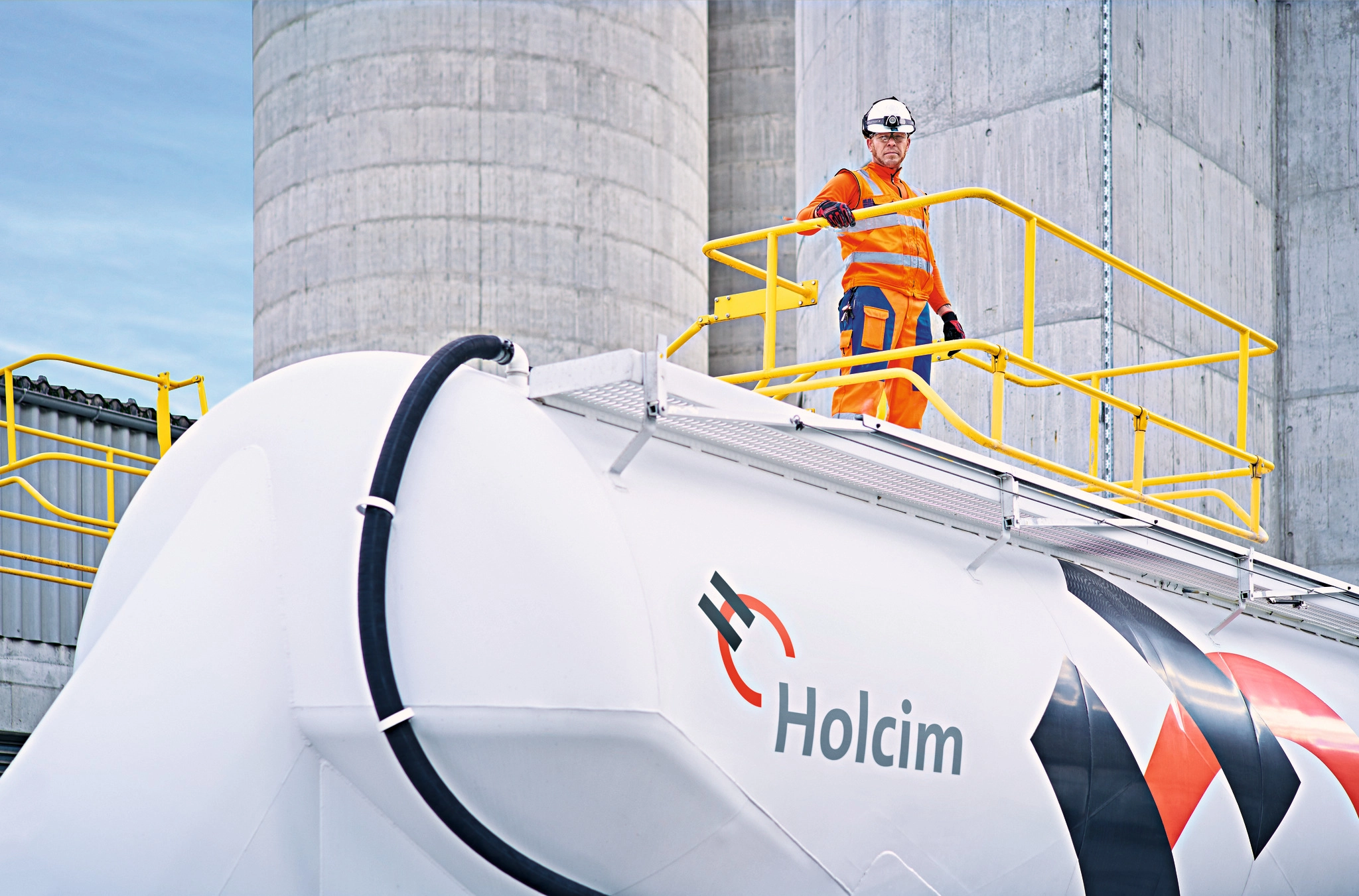 Holcim Romania acquires granite quarry operator Uranus Pluton SRL Holcim Romania acquires granite quarry operator Uranus Pluton SRL