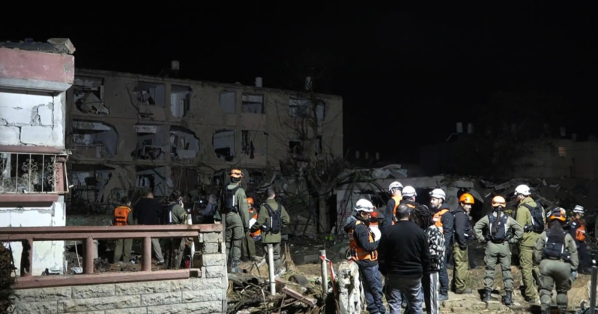 Război în Orientul Mijlociu, ziua 22. Situl nuclear Natanz, vizat de un atac SUA Război în Orientul Mijlociu, ziua 22. Situl nuclear Natanz, vizat de un atac SUA