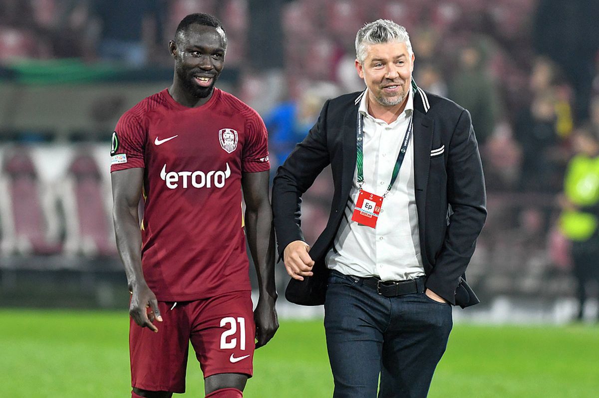 Nana Boateng, prezentat la Petrolul Ploiești! Urmează atacantul Nana Boateng, prezentat la Petrolul Ploiești! Urmează atacantul
