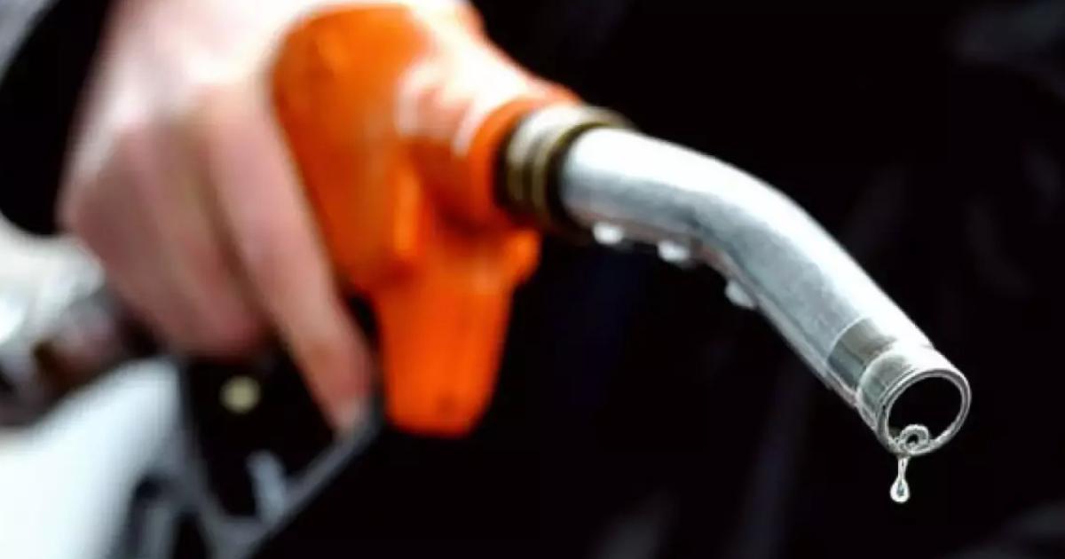 Motorina standard a trecut de pragul psihologic de 10 lei/l în mai multe staţii din București Motorina standard a trecut de pragul psihologic de 10 lei/l în mai multe staţii din București
