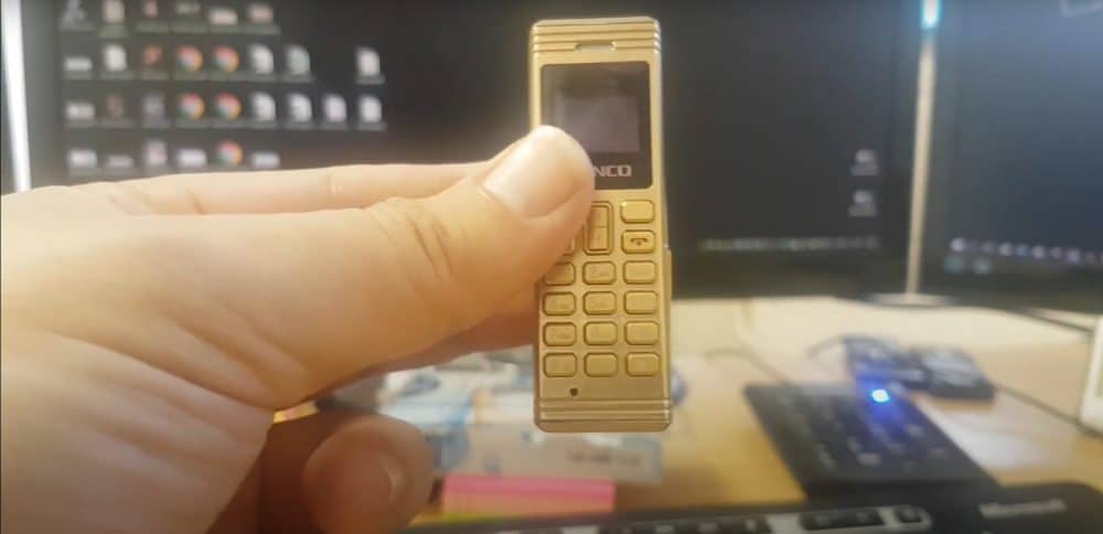Avocată din Botoșani, prinsă în flagrant. I-a dus un telefon în penitenciar unui deținut care înșela oameni cu metoda „Accidentul”