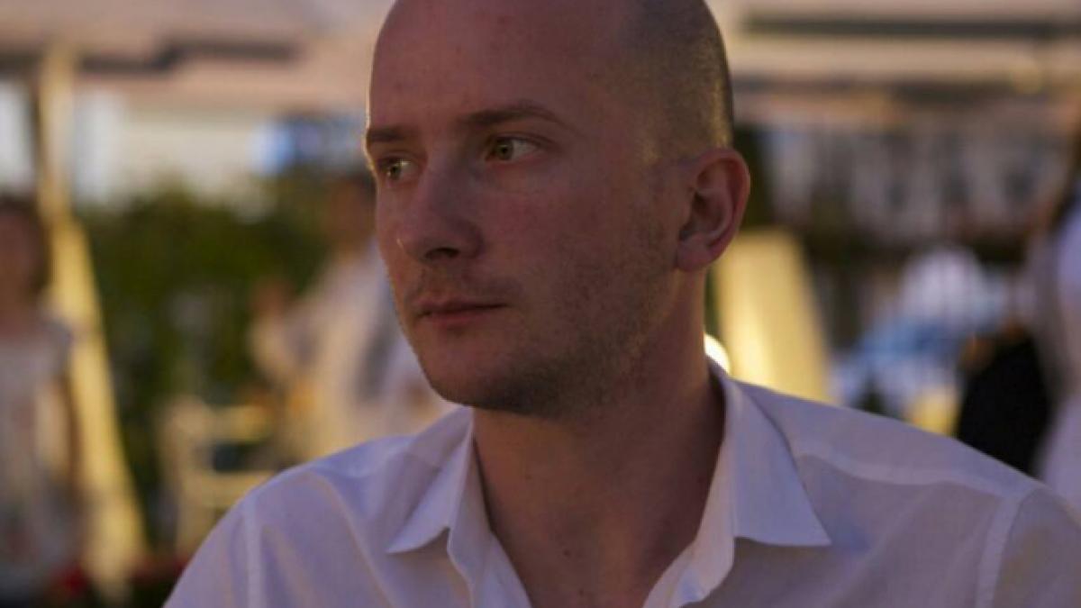 „Nu sunteți ai nimănui”. Actorul George Costin, acuzații grave despre cum e tratată cultura în București „Nu sunteți ai nimănui”. Actorul George Costin, acuzații grave despre cum e tratată cultura în București