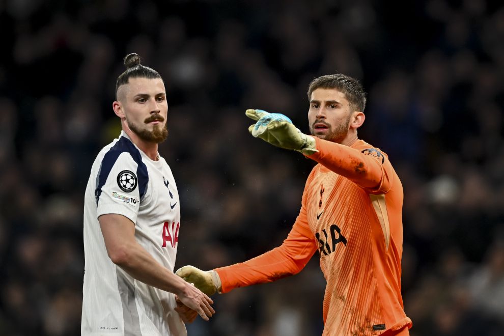 Tottenham, all-in pentru noul antrenor! Bonusurile promise pentru salvarea de la retrogradare Tottenham, all-in pentru noul antrenor! Bonusurile promise pentru salvarea de la retrogradare