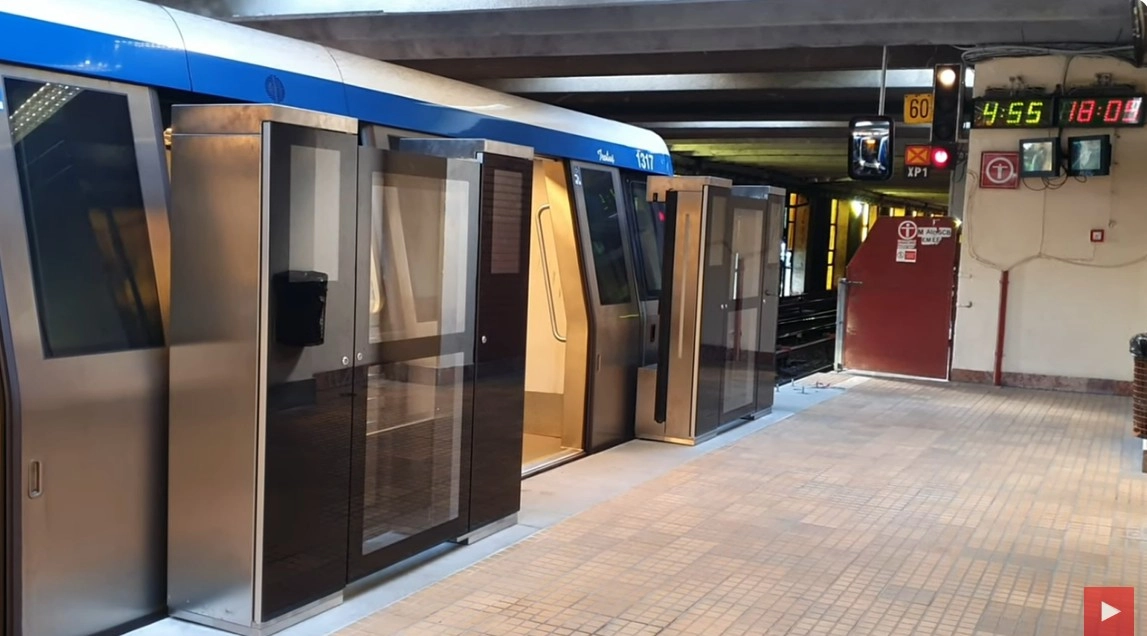 Scandal amoros transformat în bătaie la Metrorex: impiegată agresată chiar în Biroul de Mișcare Scandal amoros transformat în bătaie la Metrorex: impiegată agresată chiar în Biroul de Mișcare