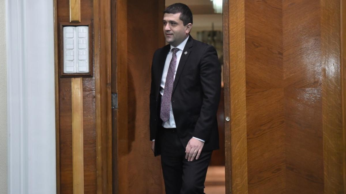 Vulpescu îl acuză pe Miruță de comunism rezidual Vulpescu îl acuză pe Miruță de comunism rezidual