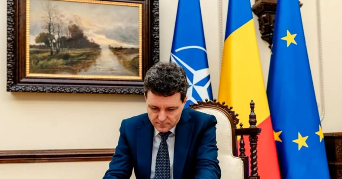 Legea împotriva agresorilor sexuali condamnați, promulgată de Nicușor Dan: locurile în care nu au voie să lucreze Legea împotriva agresorilor sexuali condamnați, promulgată de Nicușor Dan: locurile în care nu au voie să lucreze