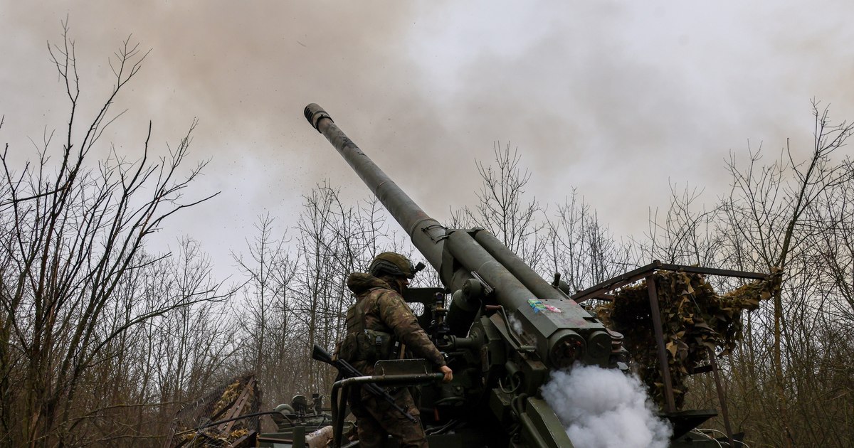 Rusia trimite pe câmpul de luptă infanterie navală și trupe mobilizate din Crimeea Rusia trimite pe câmpul de luptă infanterie navală și trupe mobilizate din Crimeea