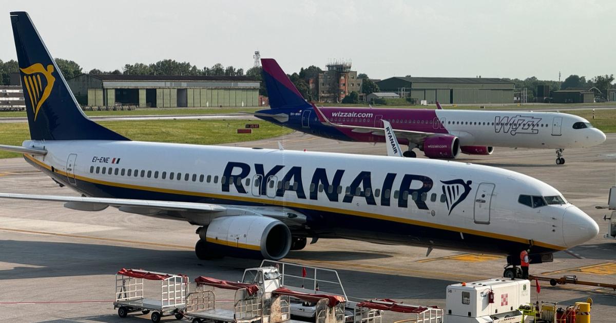 Patru aeroporturi din Italia limitează alimentarea avioanelor cu combustibil. Ce trebuie să știe pasagerii Patru aeroporturi din Italia limitează alimentarea avioanelor cu combustibil. Ce trebuie să știe pasagerii