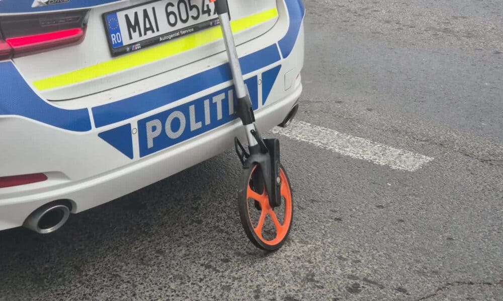 ACCIDENT rutier la Sebeș: O femeie care se deplasa pe o bicicletă a fost lovită de o mașină