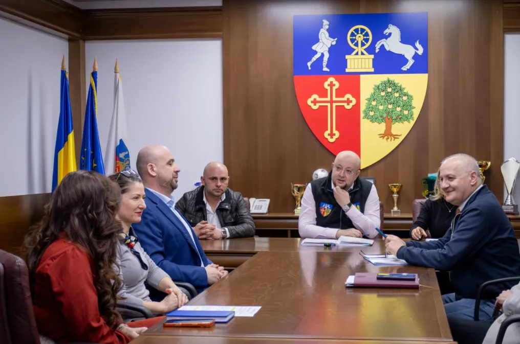 FOTO VIDEO Constantin Rădulescu, președintele CJ Vâlcea, mesaj pentru locuitori: Sunt foarte atent la toate sugestiile și la tot ceea ce trebuie făcut