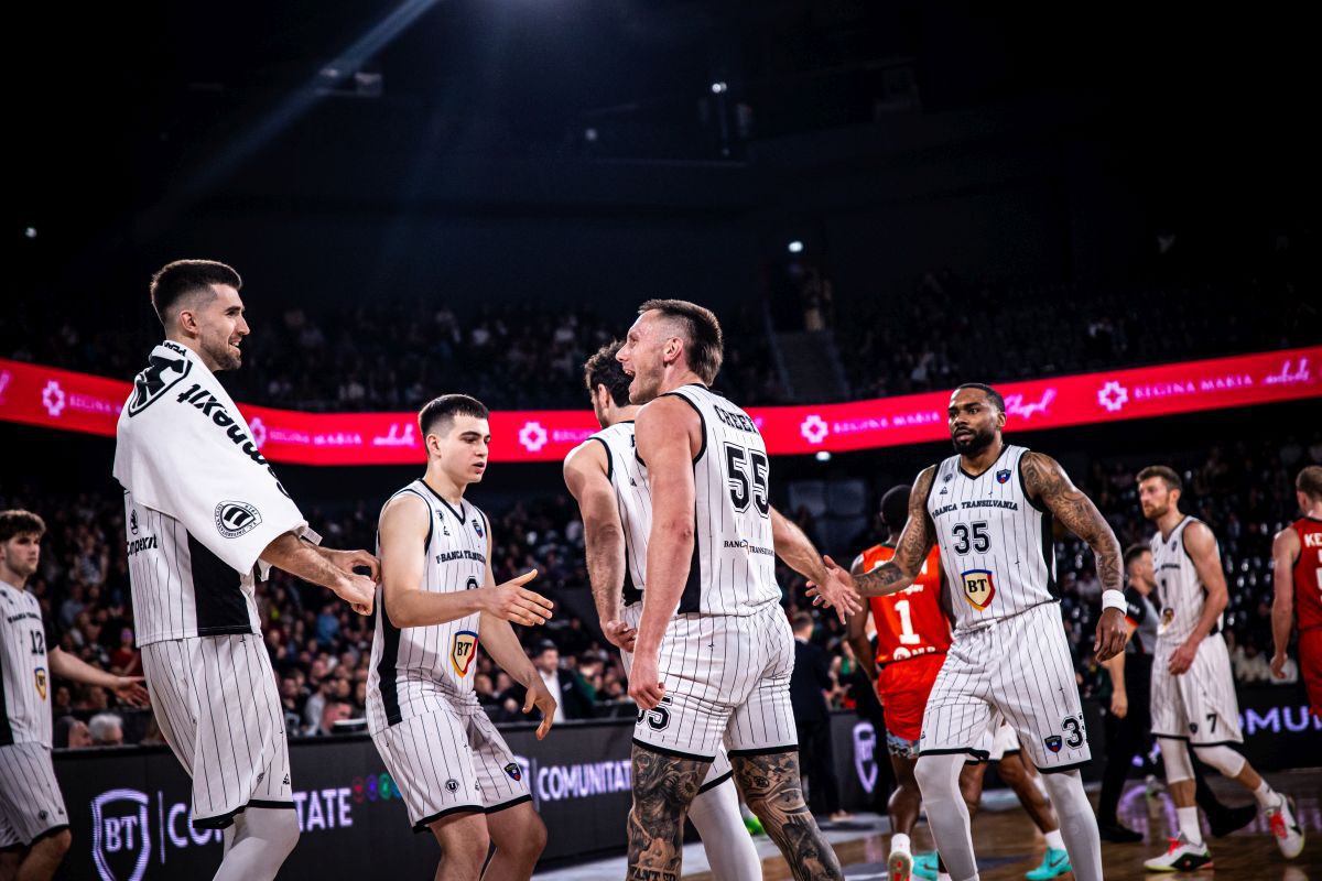 Performanță pentru U-BT Cluj-Napoca! Trupa lui Mihai Silvășan, calificată matematic în play-off-ul Ligii ABA Performanță pentru U-BT Cluj-Napoca! Trupa lui Mihai Silvășan, calificată matematic în play-off-ul Ligii ABA