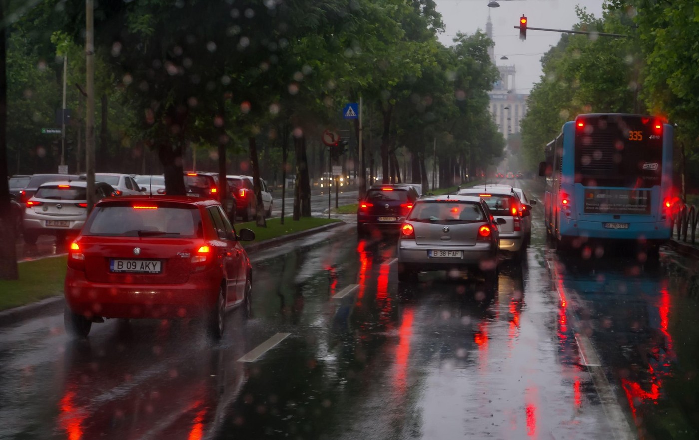 Două alerte meteo pentru București, emise acum de meteorologi Două alerte meteo pentru București, emise acum de meteorologi