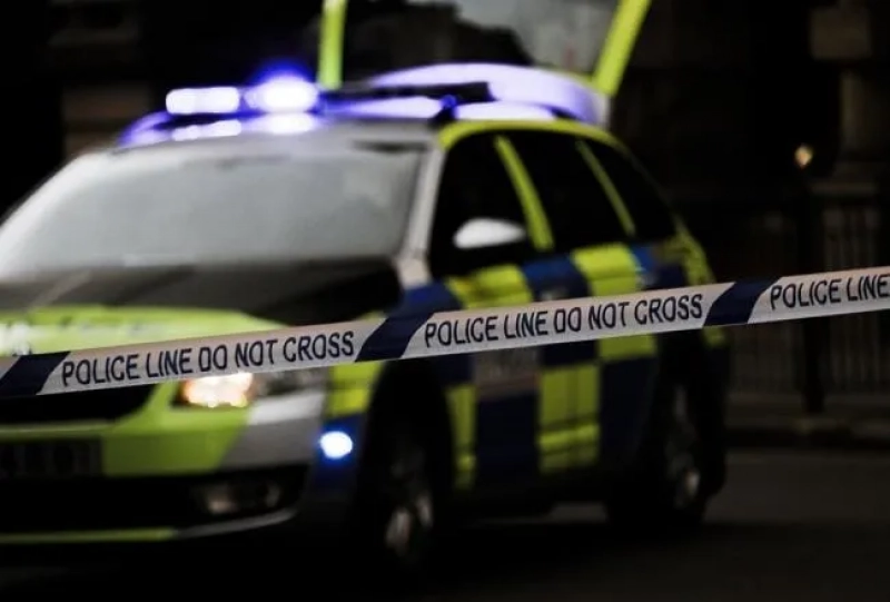 VIDEO Incident alarmant în Marea Britanie: o mașină a intrat în plin într-un grup de oameni / „Era panică. Toată lumea vorbea” VIDEO Incident alarmant în Marea Britanie: o mașină a intrat în plin într-un grup de oameni / „Era panică. Toată lumea vorbea”