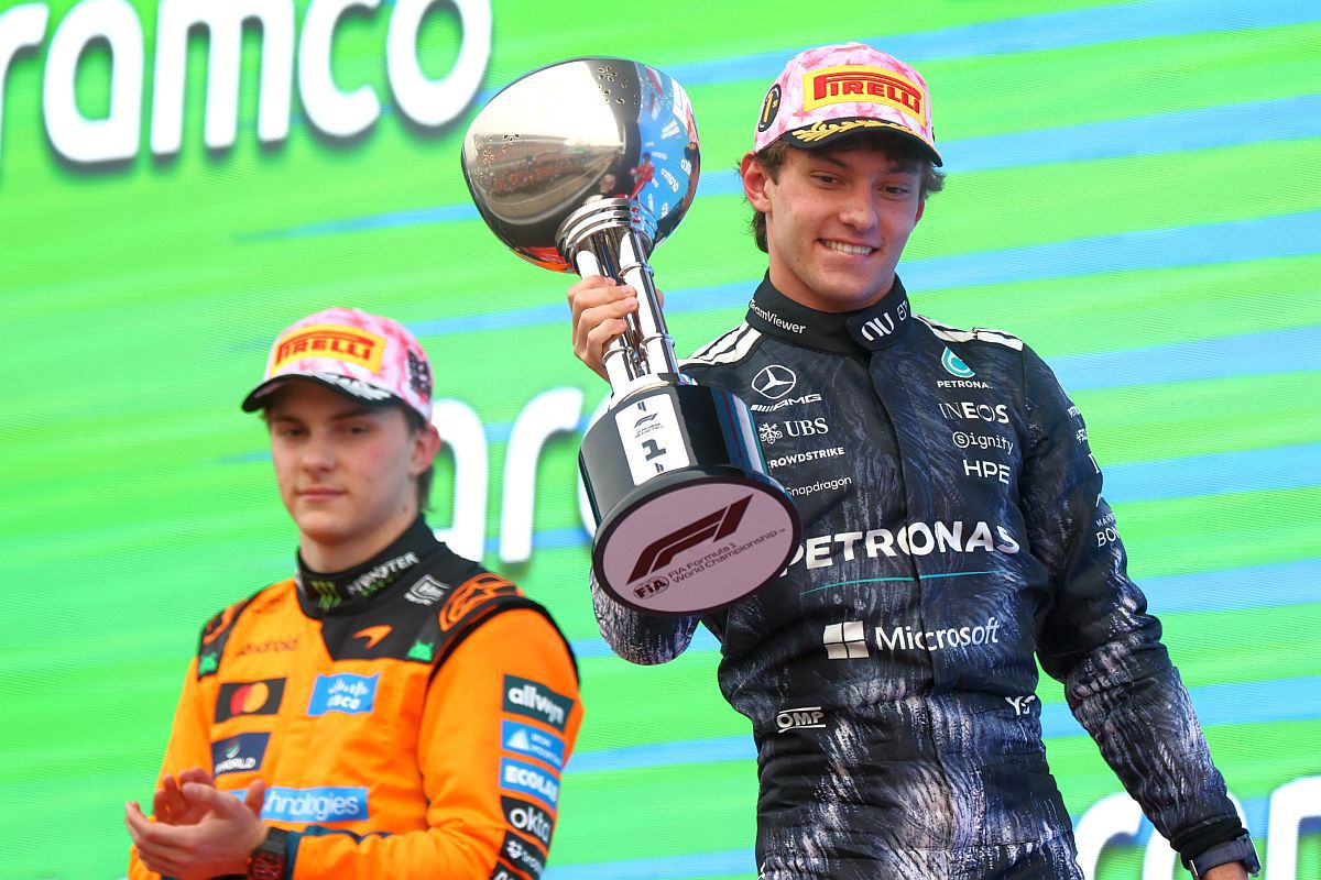 Kimi Antonelli, cel mai tânăr lider din istoria F1: „Titlul? Prea devreme” + „Trebuie să îmbunătățesc asta” Kimi Antonelli, cel mai tânăr lider din istoria F1: „Titlul? Prea devreme” + „Trebuie să îmbunătățesc asta”