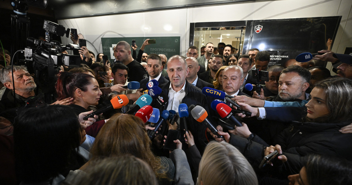 Rumen Radev proclamă „victoria asupra apatiei”, în timp ce „Bulgaria progresistă” revendică primul loc în alegerile anticipate Rumen Radev proclamă „victoria asupra apatiei”, în timp ce „Bulgaria progresistă” revendică primul loc în alegerile anticipate