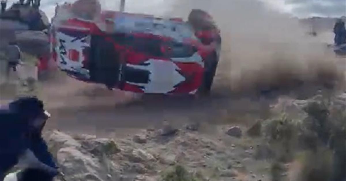 Accident cumplit în timpul raliului Argentinei. Un spectator a murit Accident cumplit în timpul raliului Argentinei. Un spectator a murit