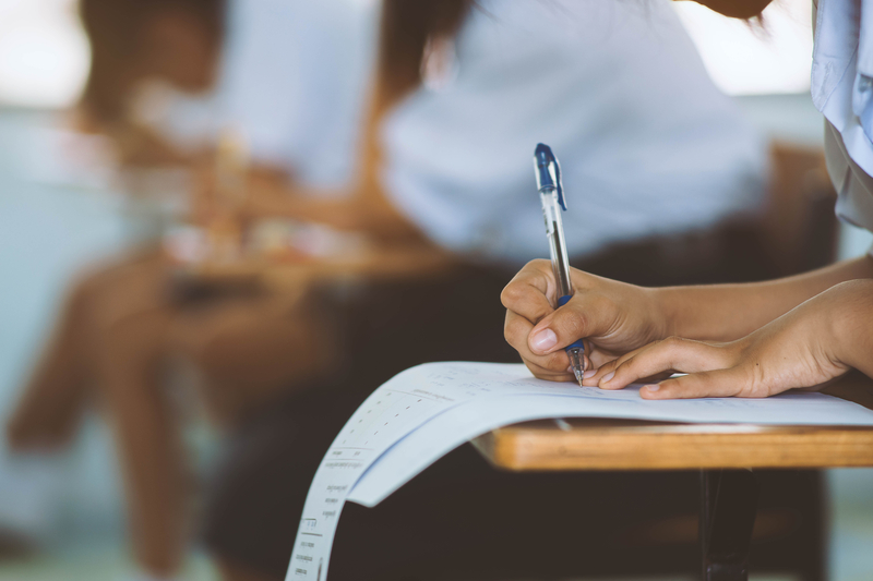 Rezultate Simulare Evaluare Națională 2026: Elevii află în scurt timp rezultatele / Notele pot fi trecute și în catalog Rezultate Simulare Evaluare Națională 2026: Elevii află în scurt timp rezultatele / Notele pot fi trecute și în catalog