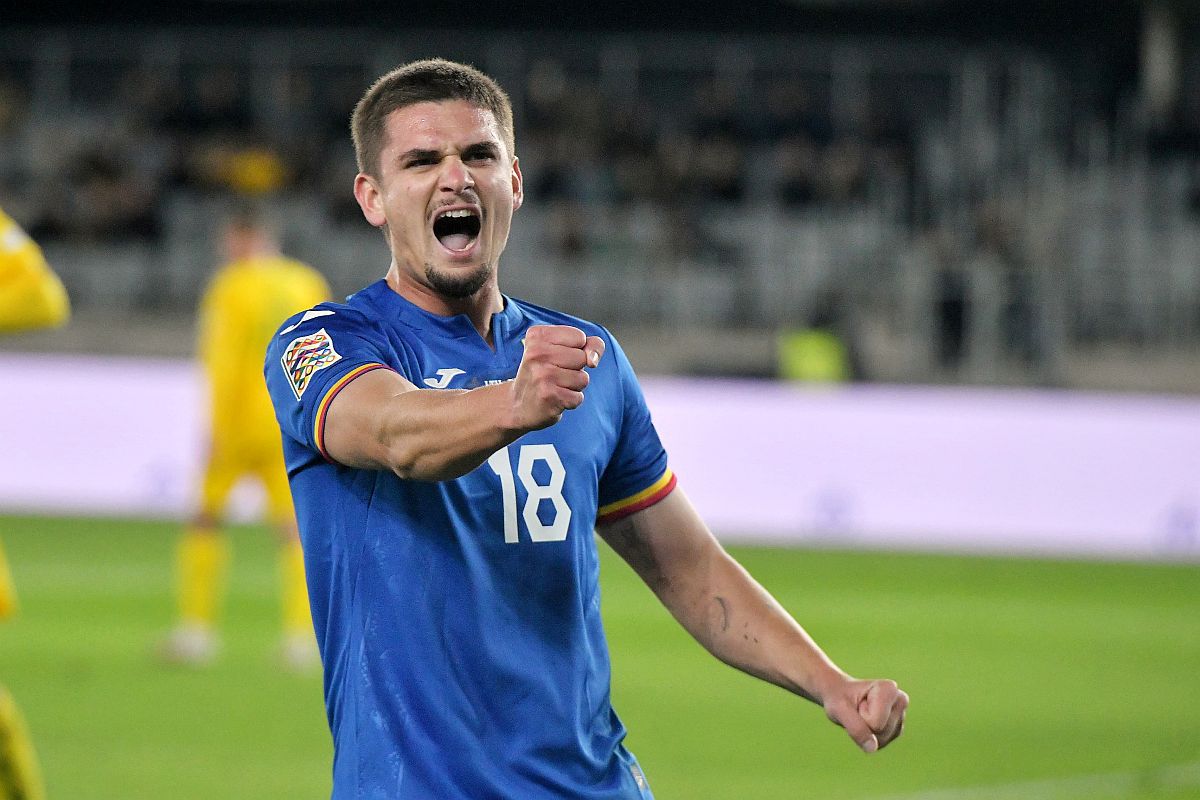 Răzvan Marin știe cum poate câștiga România barajul cu Turcia: „Doar așa vom reuși să mergem la Mondial” Răzvan Marin știe cum poate câștiga România barajul cu Turcia: „Doar așa vom reuși să mergem la Mondial”