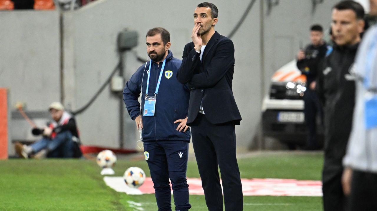 Mehmet Topal, direct după eșecul cu FCSB: „O dezamăgire pentru mine” Mehmet Topal, direct după eșecul cu FCSB: „O dezamăgire pentru mine”