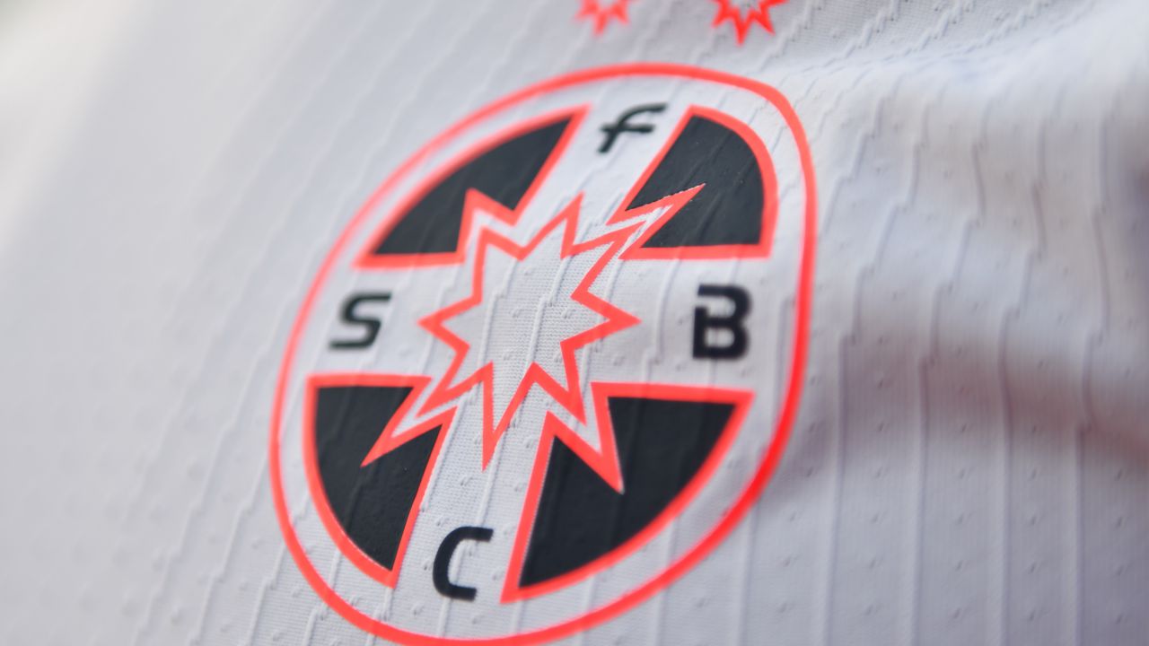Primul jucător care pleacă în vară de la FCSB: ”Și-a luat deja rămas bun” Primul jucător care pleacă în vară de la FCSB: ”Și-a luat deja rămas bun”