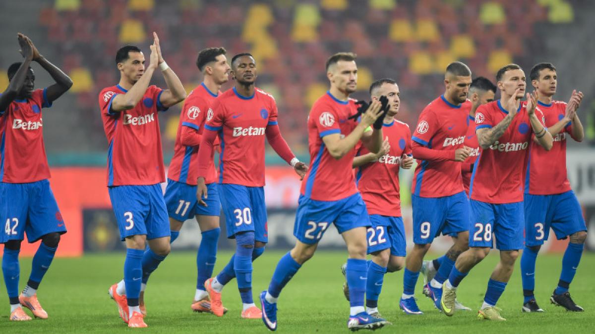 Mirel Rădoi sparge gheața la FCSB: Câștigă la limită cu UTA Arad pe Arena Națională Mirel Rădoi sparge gheața la FCSB: Câștigă la limită cu UTA Arad pe Arena Națională