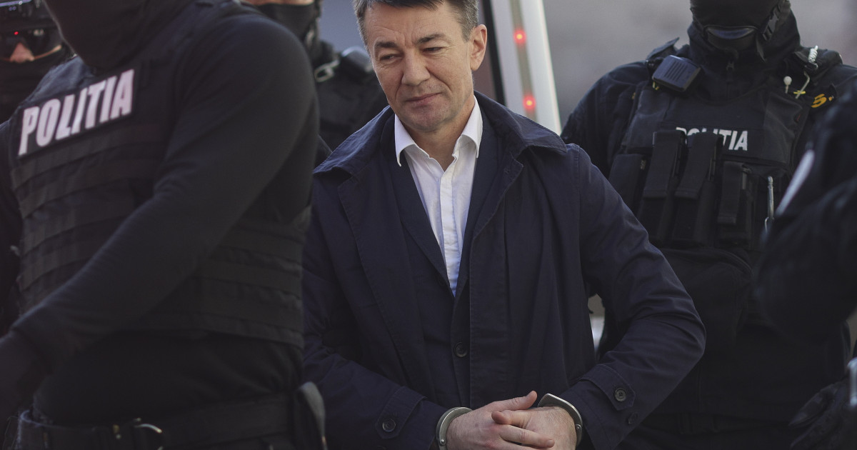Alexandru Bălan, fostul adjunct SIS acuzat de trădare de patrie, a fost trimis în Belarus. SUA mulțumesc României Alexandru Bălan, fostul adjunct SIS acuzat de trădare de patrie, a fost trimis în Belarus. SUA mulțumesc României