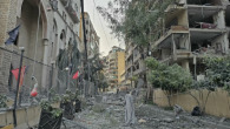 Această fotografie ilustrează pagubele produse &icirc;n urma unui atac aerian israelian &icirc;n cartierul Haret Hreik din suburbiile sudice ale Beirutului, pe 4 aprilie 2026. Foto: AFP / Profimedia | Poza 4 din 9
